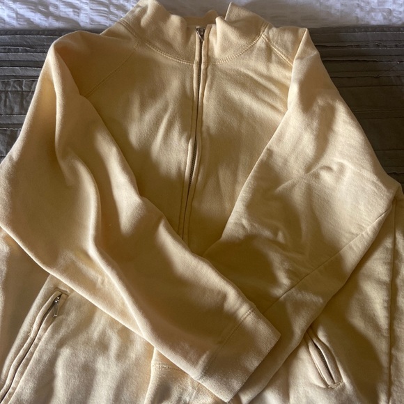 Classic Elements Yellow Jacket - Picture 1 of 1